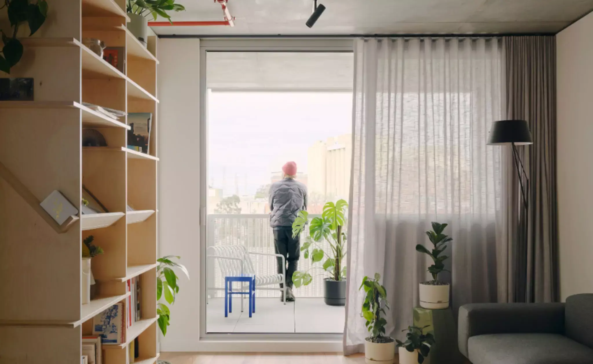 20220914 ASSEMBLE 38 Albermarle Street Tom Ross 207 Horizontal Custom Grid