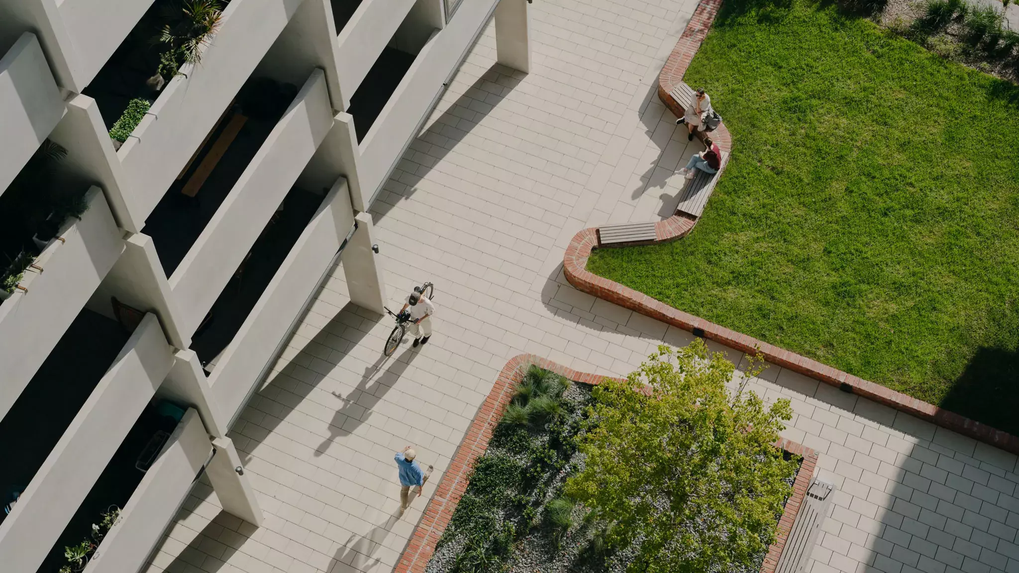 20250326 ASSEMBLE 15 Thompson Street Internal Park4 Tom Ross FINAL 08 3860x2171